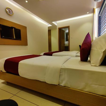 Hotel Hindustan Residency 塞恩 外观 照片