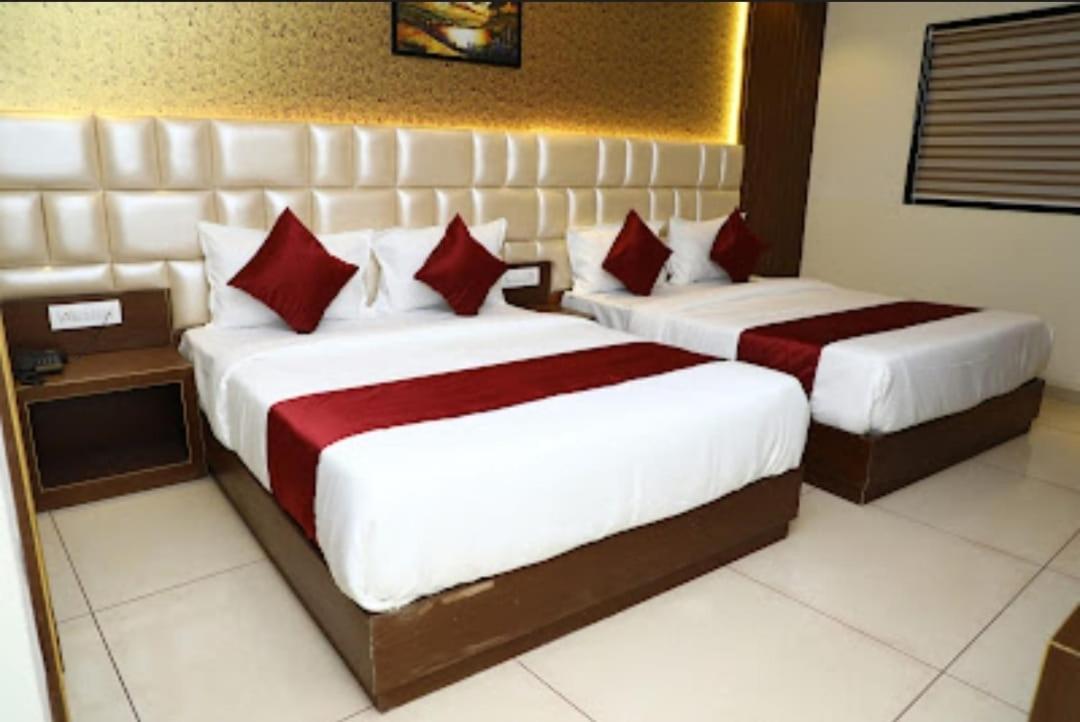Hotel Hindustan Residency 塞恩 外观 照片