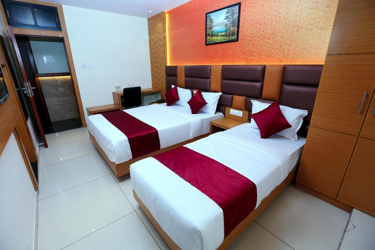 Hotel Hindustan Residency 塞恩 外观 照片