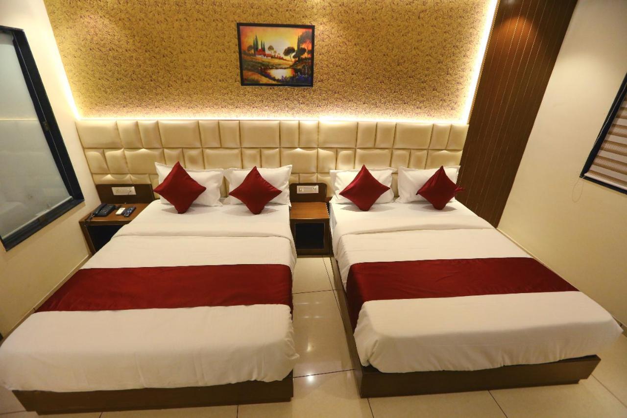 Hotel Hindustan Residency 塞恩 外观 照片