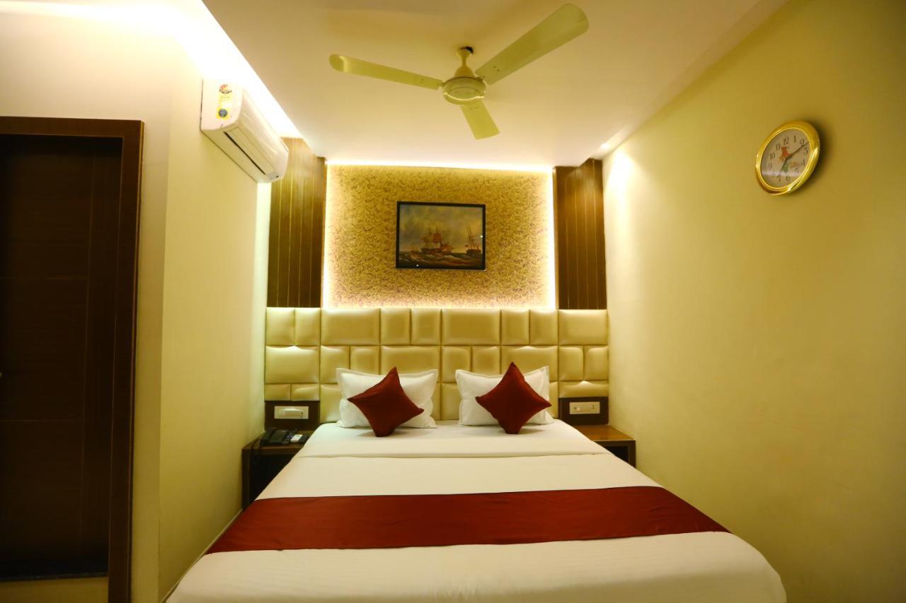 Hotel Hindustan Residency 塞恩 外观 照片
